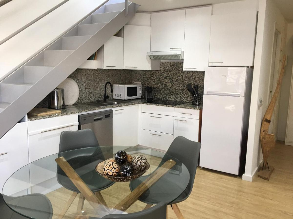 Superbe Appartement Avec Solarium Et Piscine Communautaire Roses Exterior foto